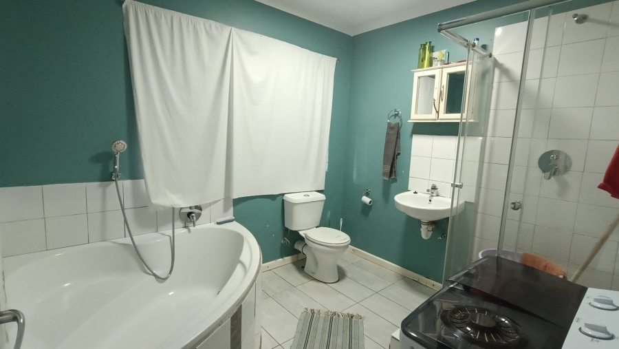3 Bedroom Property for Sale in High Places Western Cape